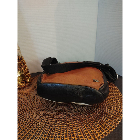The Sak Leather Crossbody - Picture 5 of 7